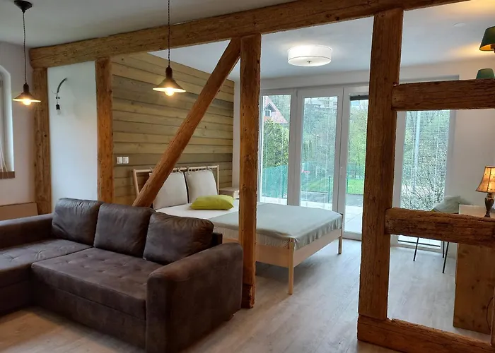 Apartma Aljaz 公寓 *